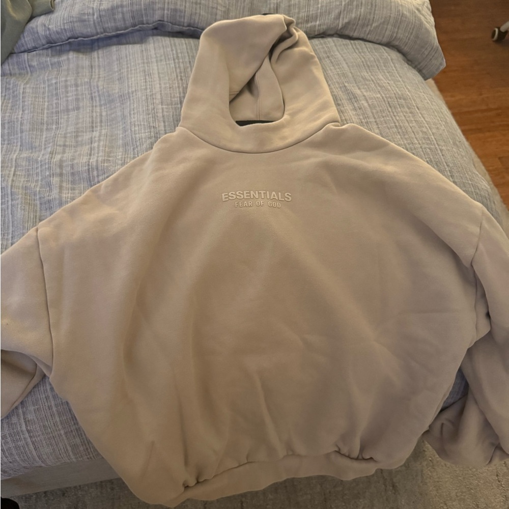 Fear of God Essentials Sweatshirt in Cream perfect condition Mens Medium
